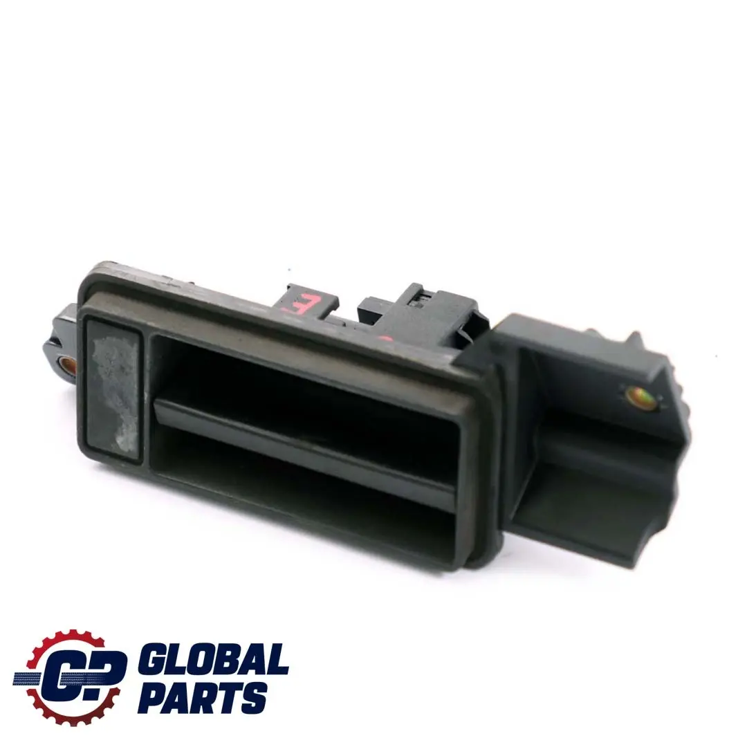 Portellone posteriore Maniglia esterna bagagliaio per Mercedes CLC CL203 con numero di parte A2037401093 Mercedes CLC CL203 Portellone posteriore Maniglia esterna bagagliaio - SKU A2037401093 - Numero di parte A2037401093