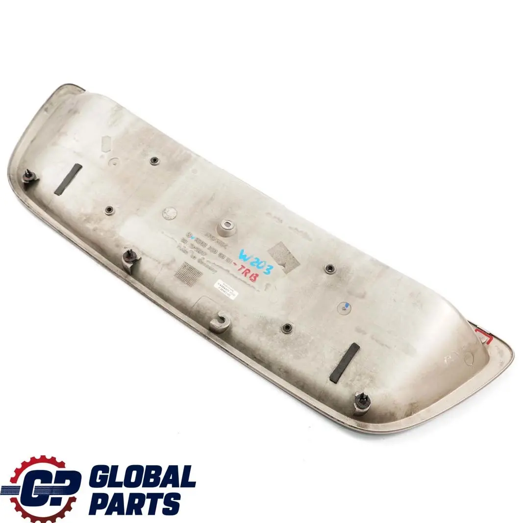 Mercedes-Benz C-Klasse W203 Kennzeichenplatte Travertine Beige Metallic 693 für mit Teilenummer A2037500081 Mercedes-Benz C-Klasse W203 Kennzeichenplatte Travertine Beige Metallic 693 - SKU A2037500081-TRB - Teilenummer A2037500081