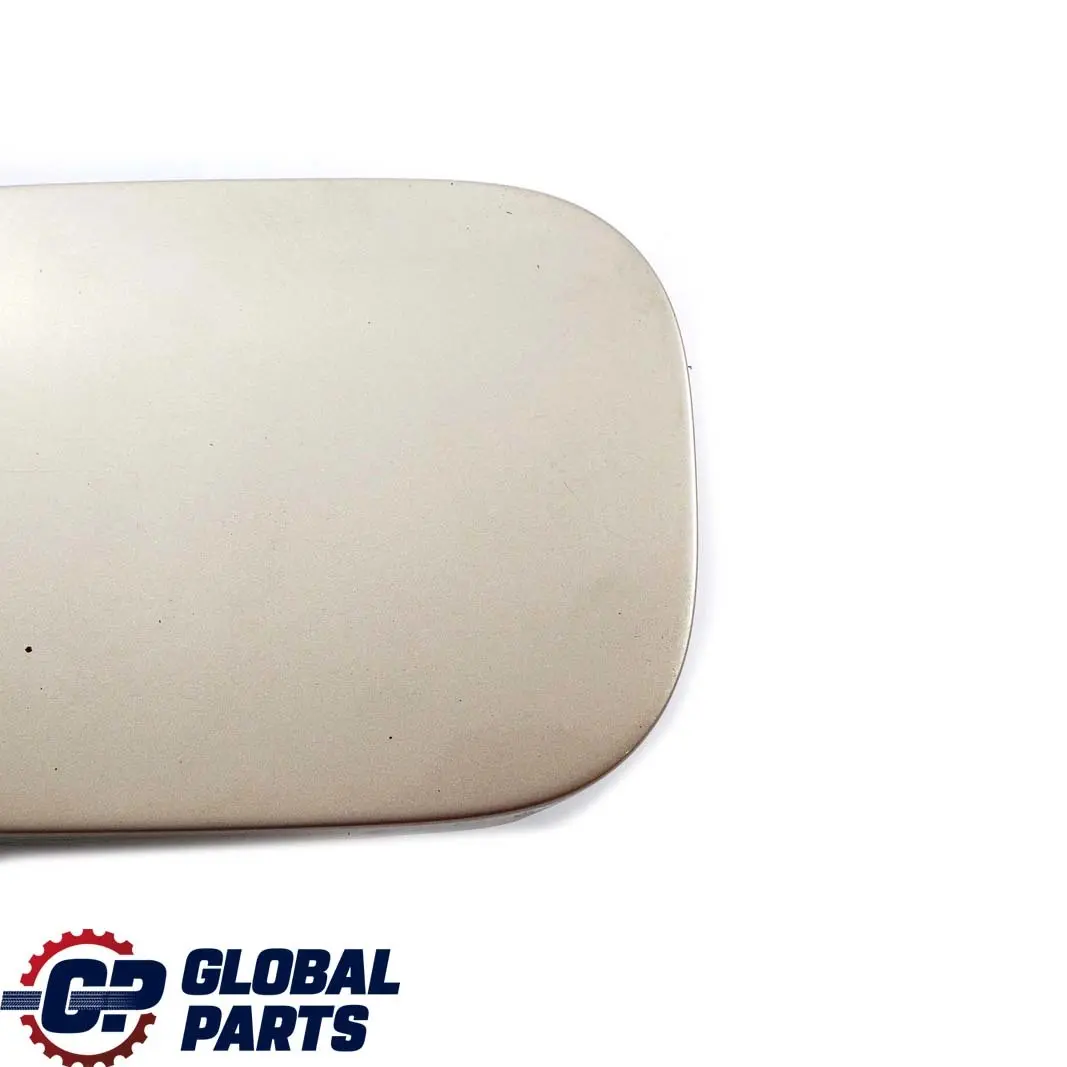 Mercedes Benz Classe C W203 Sportellino Serbatoio Travertine Beige Metallizzato - SKU A2037500206-TRB - Numero di parte A2037500206