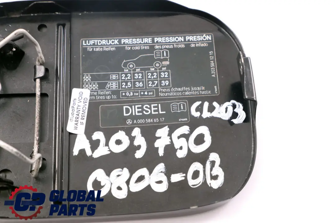 Mercedes CLC CL203 Couvercle bouchon de réservoir carburant noir obsidien - 197U - SKU A2037500806-OB - Numéro de pièce A2037500806