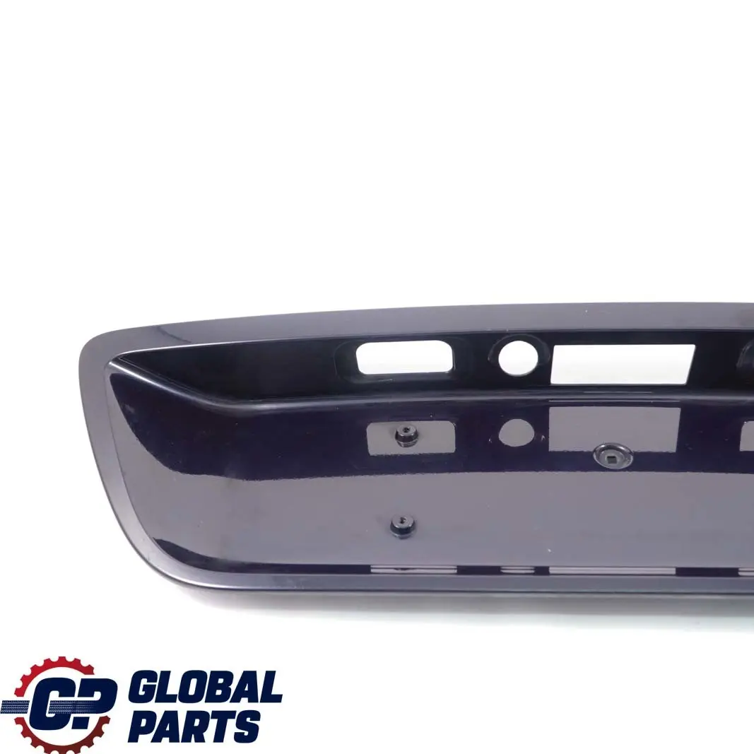 Mercedes-Benz W203 Tronc Caracteristique Revetement Tanzanitblau pour à propos du numéro de pièce A2037500881 Mercedes-Benz W203 Tronc Caracteristique Revetement Tanzanitblau - SKU A2037500881-TB - Numéro de pièce A2037500881