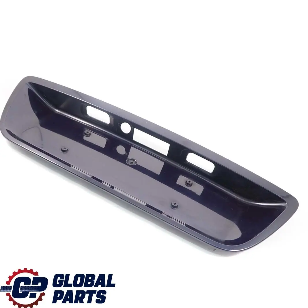 Blenda klapy tył Tanzanite Blue do MERCEDES C W203 o numerze A2037500881 MERCEDES C W203 Blenda klapy tył Tanzanite Blue - SKU A2037500881-TB - Numer Części A2037500881