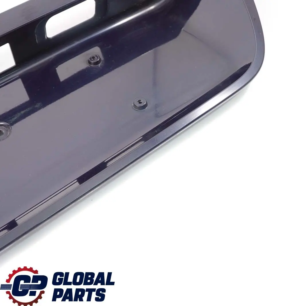 Mercedes-Benz W203 Tronc Caracteristique Revetement Tanzanitblau pour à propos du numéro de pièce A2037500881 Mercedes-Benz W203 Tronc Caracteristique Revetement Tanzanitblau - SKU A2037500881-TB - Numéro de pièce A2037500881