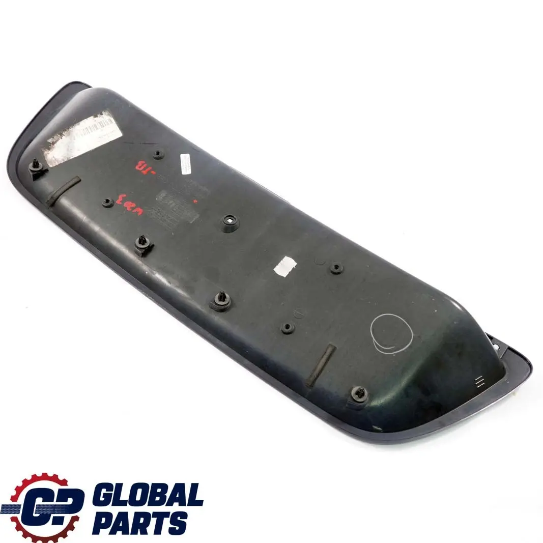 Mercedes-Benz W203 Tronc Caracteristique Revetement Tanzanitblau pour à propos du numéro de pièce A2037500881 Mercedes-Benz W203 Tronc Caracteristique Revetement Tanzanitblau - SKU A2037500881-TB - Numéro de pièce A2037500881