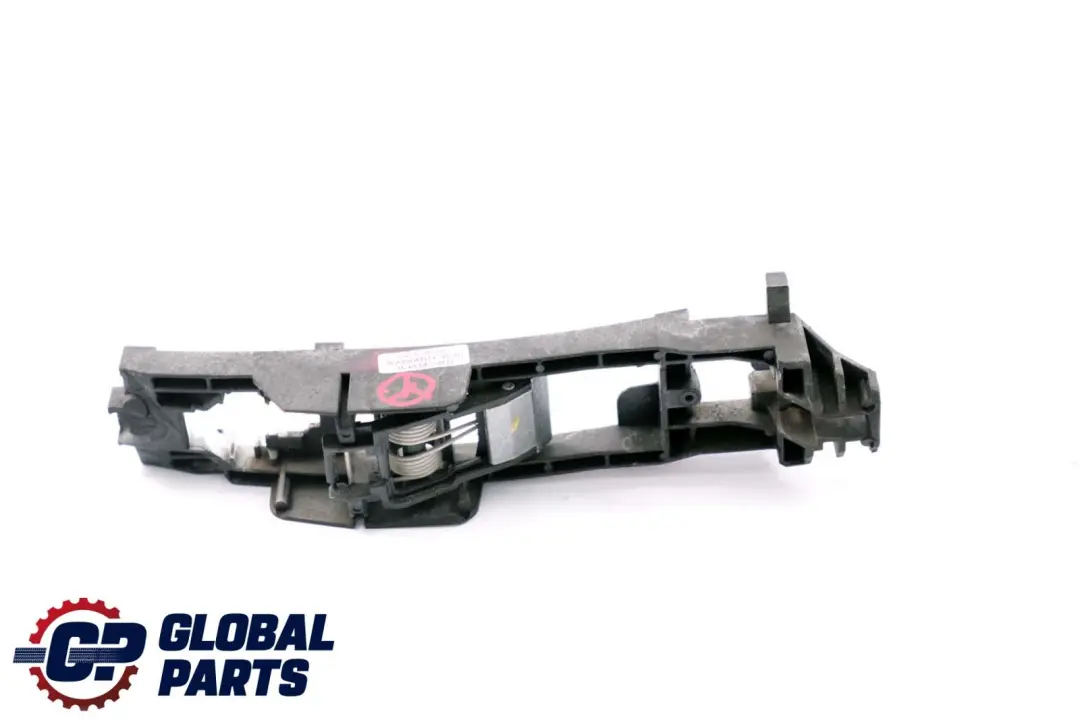 Tür Griff Halterung Hinten Lager Klemme Links für Mercedes W203 W211 mit Teilenummer A2037600934 Mercedes W203 W211 Tür Griff Halterung Hinten Lager Klemme Links - SKU A2037600934 - Teilenummer A2037600934