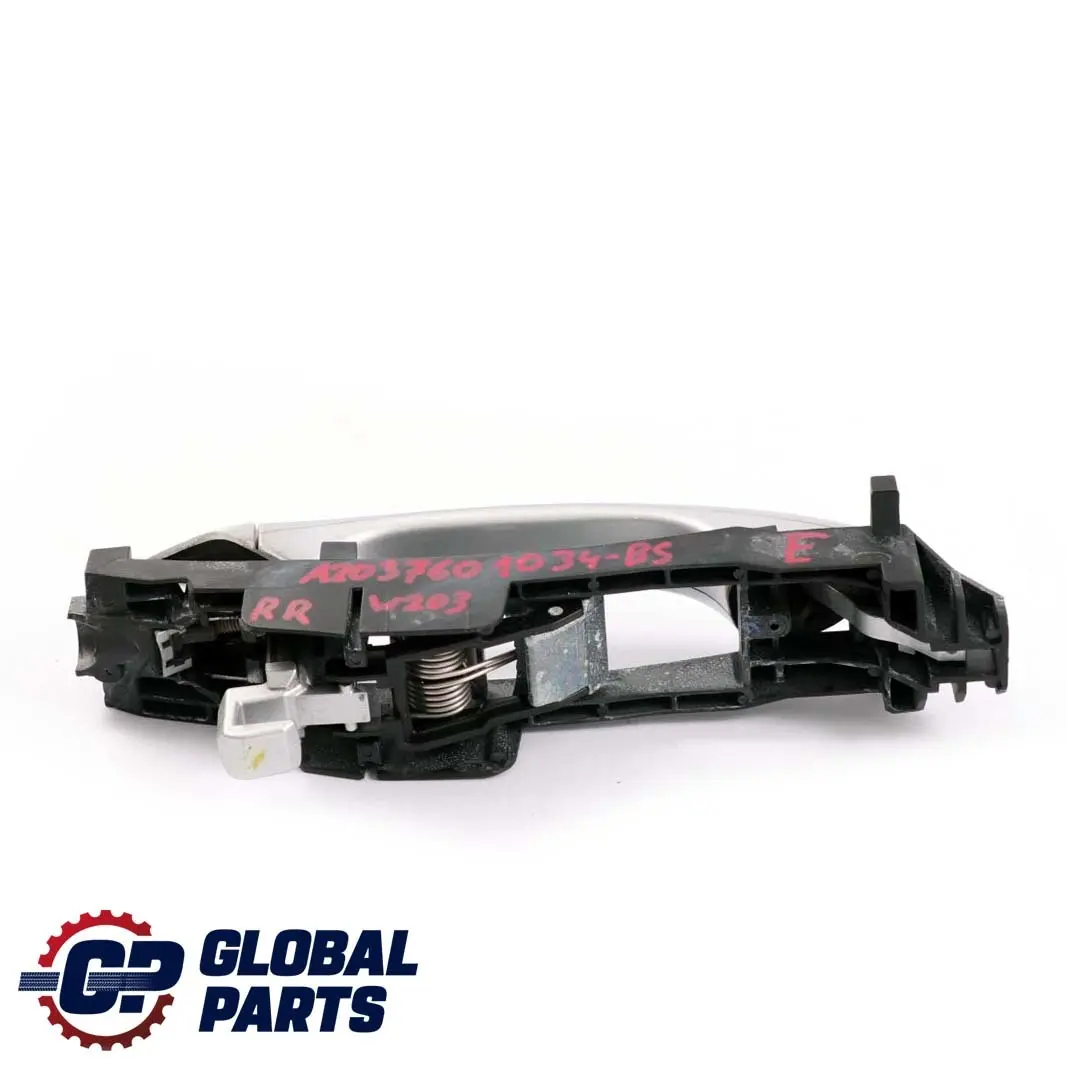 Mercedes-Benz C W203 Türgriff Hinten Rechts Brilliant Silver 744 für mit Teilenummer A2037601034 Mercedes-Benz C W203 Türgriff Hinten Rechts Brilliant Silver 744 - SKU A2037601034-BS - Teilenummer A2037601034