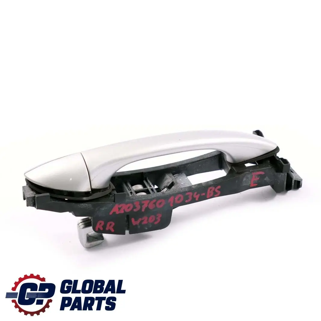 Mercedes-Benz C W203 Türgriff Hinten Rechts Brilliant Silver 744 für mit Teilenummer A2037601034 Mercedes-Benz C W203 Türgriff Hinten Rechts Brilliant Silver 744 - SKU A2037601034-BS - Teilenummer A2037601034