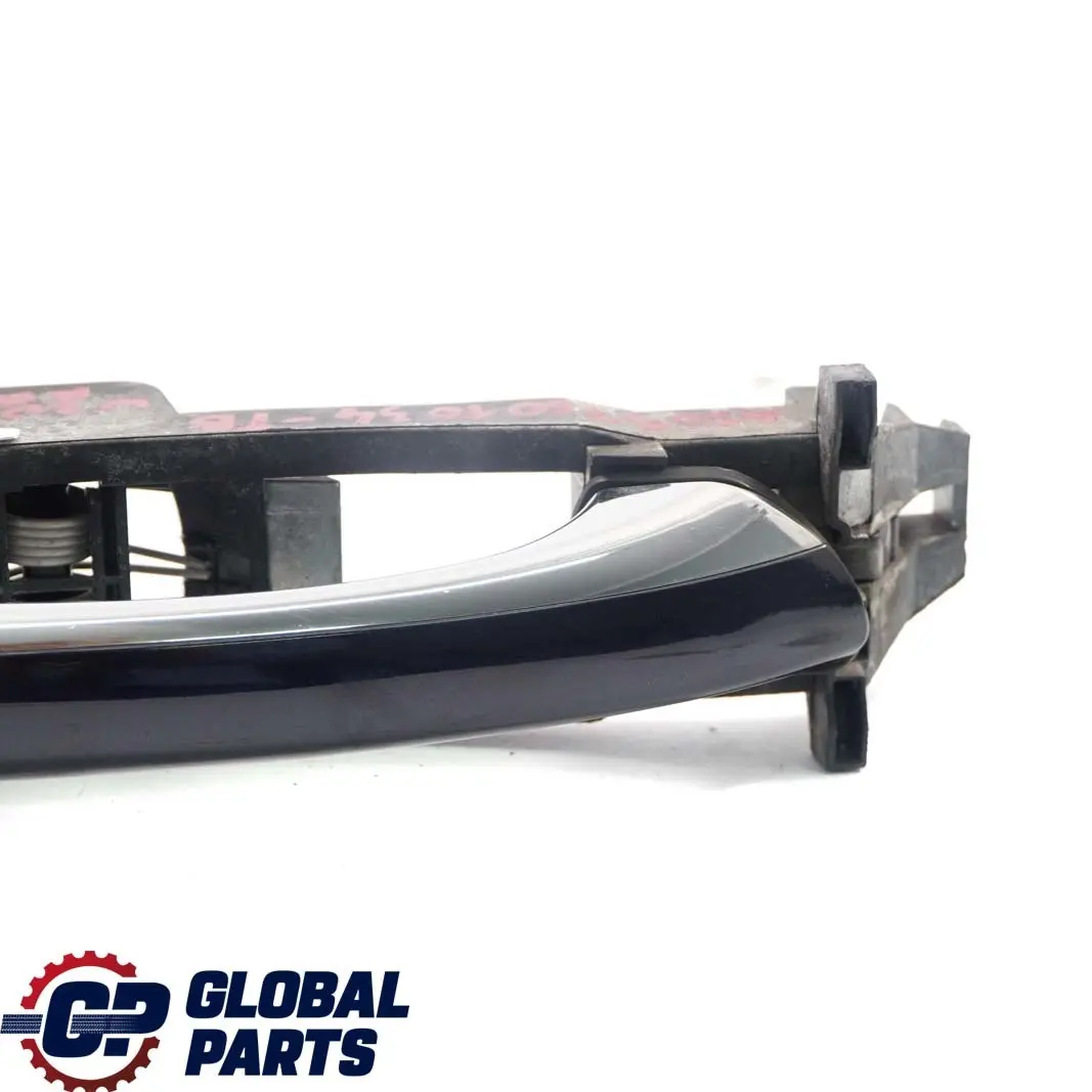 Tirador Puerta Trasera Derecha Azul Tanzanite Metalizado - 359 para Mercedes W203 con número de pieza A2037601034 Mercedes W203 Tirador Puerta Trasera Derecha Azul Tanzanite Metalizado - 359 - SKU A2037601034-TB - Número de pieza A2037601034