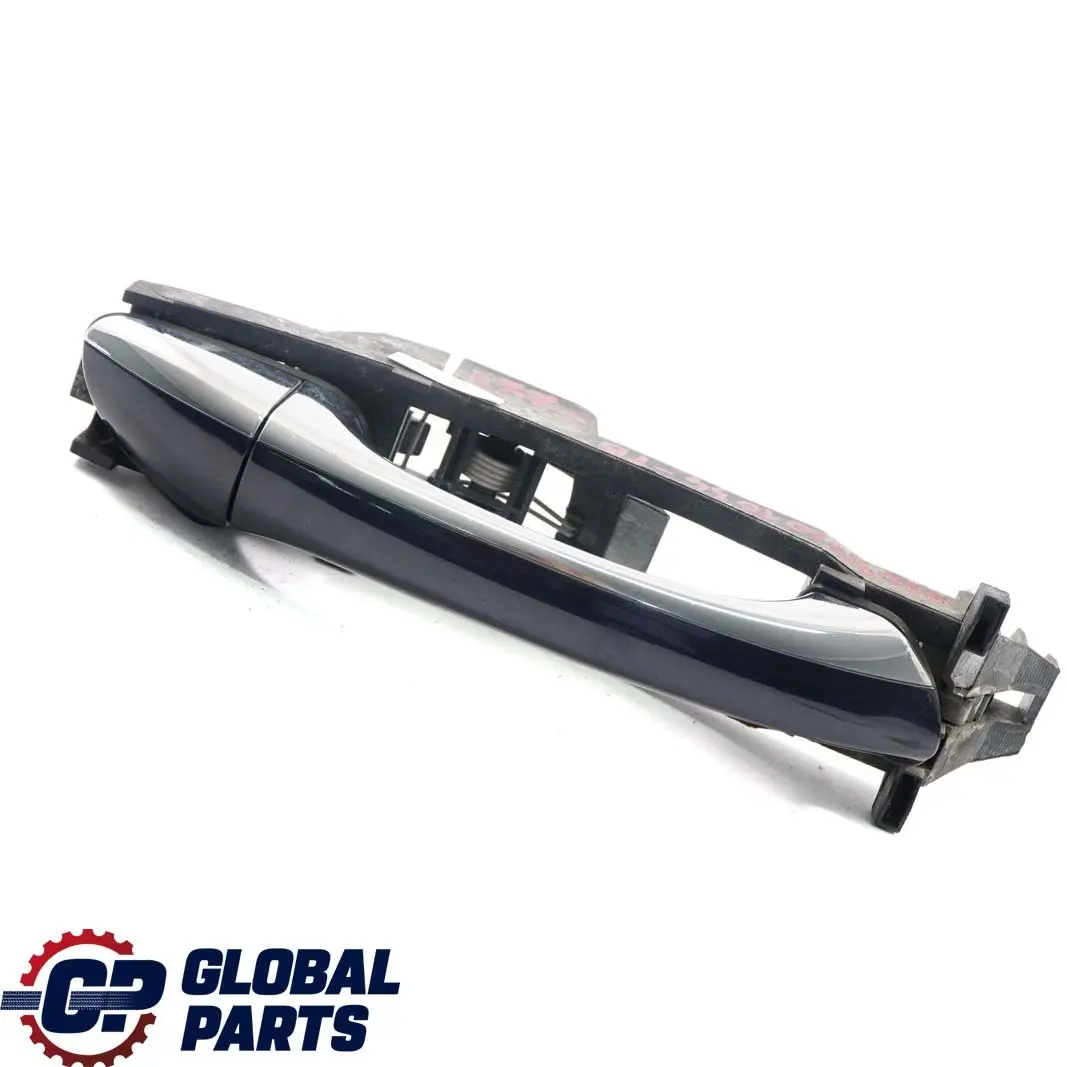 Tirador Puerta Trasera Derecha Azul Tanzanite Metalizado - 359 para Mercedes W203 con número de pieza A2037601034 Mercedes W203 Tirador Puerta Trasera Derecha Azul Tanzanite Metalizado - 359 - SKU A2037601034-TB - Número de pieza A2037601034