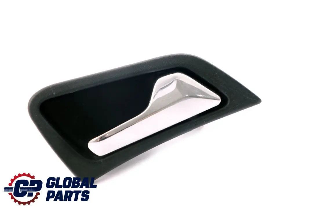 Tirador interior delantero derecho cromado para Mercedes CLC CL203 con número de pieza A2037601261 Mercedes CLC CL203 Tirador interior delantero derecho cromado - SKU A2037601261 - Número de pieza A2037601261