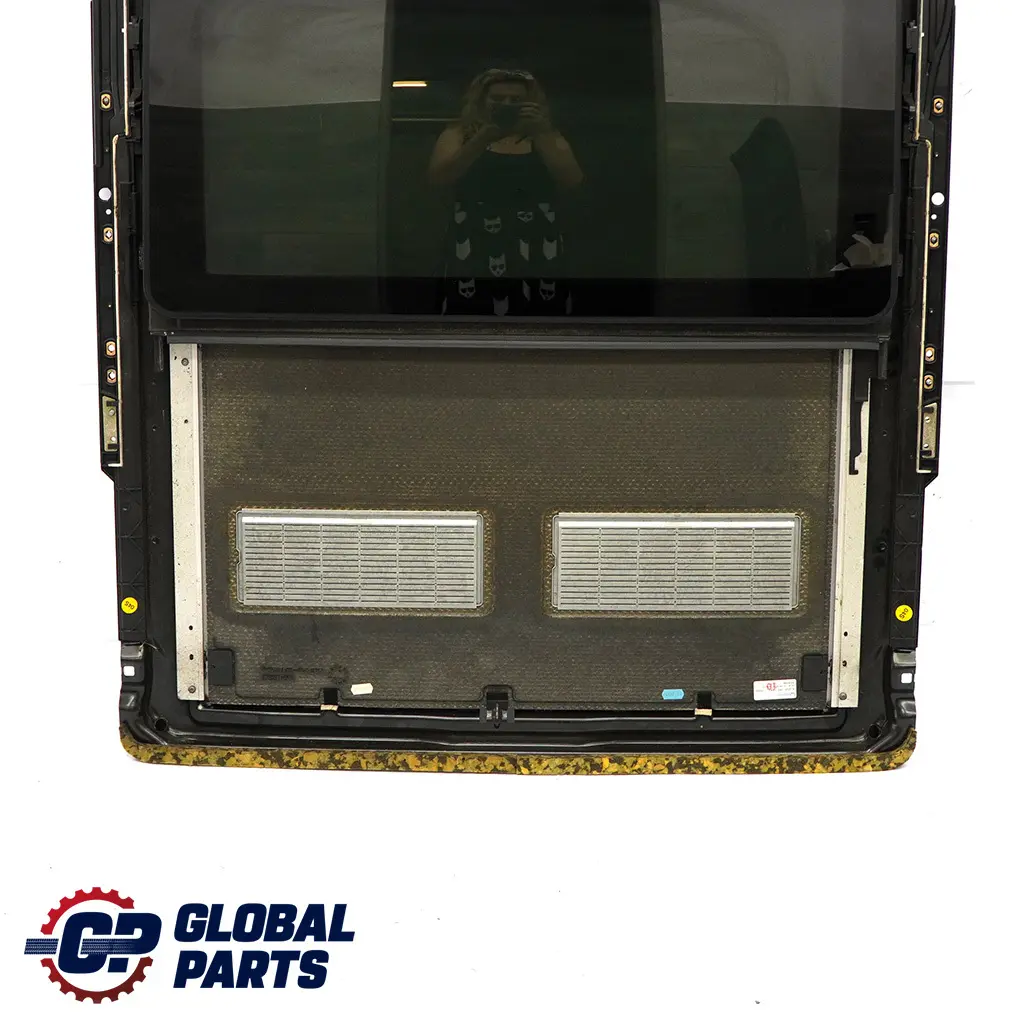  Mercedes-Benz C-Class W203 Sliding Roof Sunroof Mechanism Window Glass POLSKA - SKU A2037800329 - Part number A2037800329