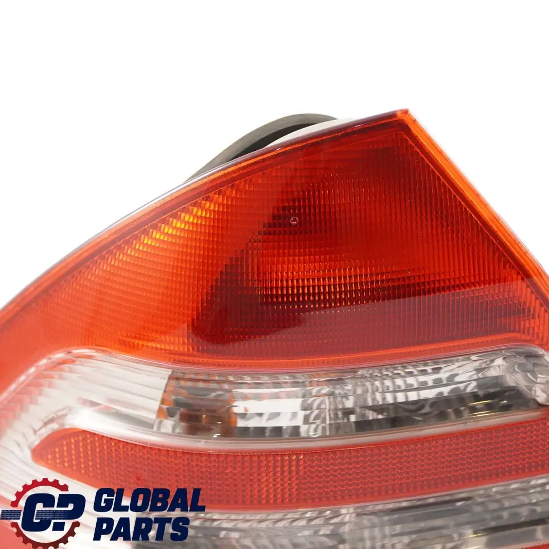 Mercedes-Benz C-Klasse W203 Rücklicht Hinten Links Seite Lampe  - SKU A2038200164 - Teilenummer A2038200164