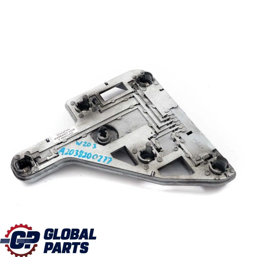 Mercedes-Benz W203 Vettore Lampada Fanale Pannello Laterale Destra per con numero di parte A2038200277 Mercedes-Benz W203 Vettore Lampada Fanale Pannello Laterale Destra - SKU A2038200277 - Numero di parte A2038200277