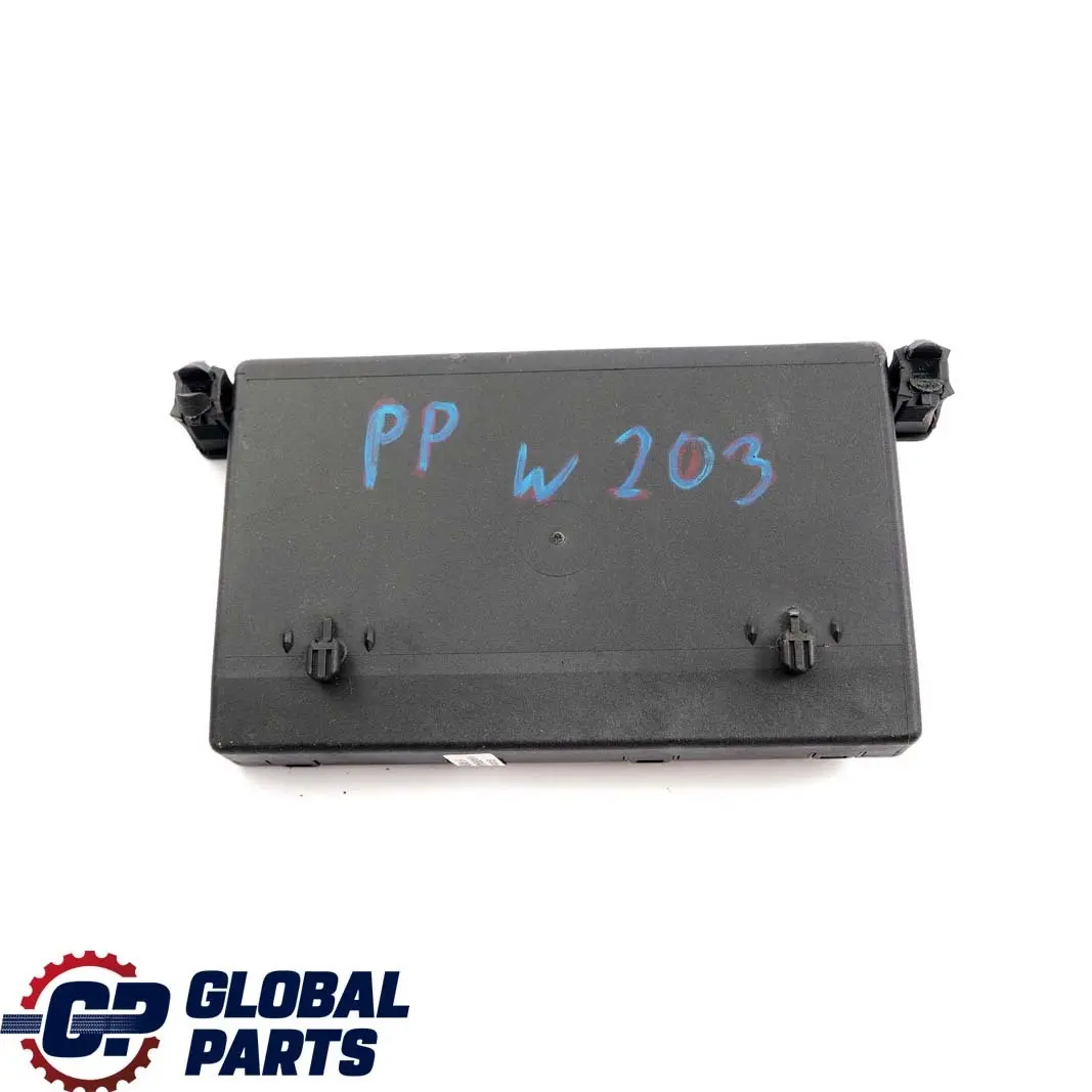 Mercedes-Benz C-Class W203 Front Right Door O/S Control Module to with Part number A2038200626 Mercedes-Benz C-Class W203 Front Right Door O/S Control Module - SKU A2038200626 - Part number A2038200626