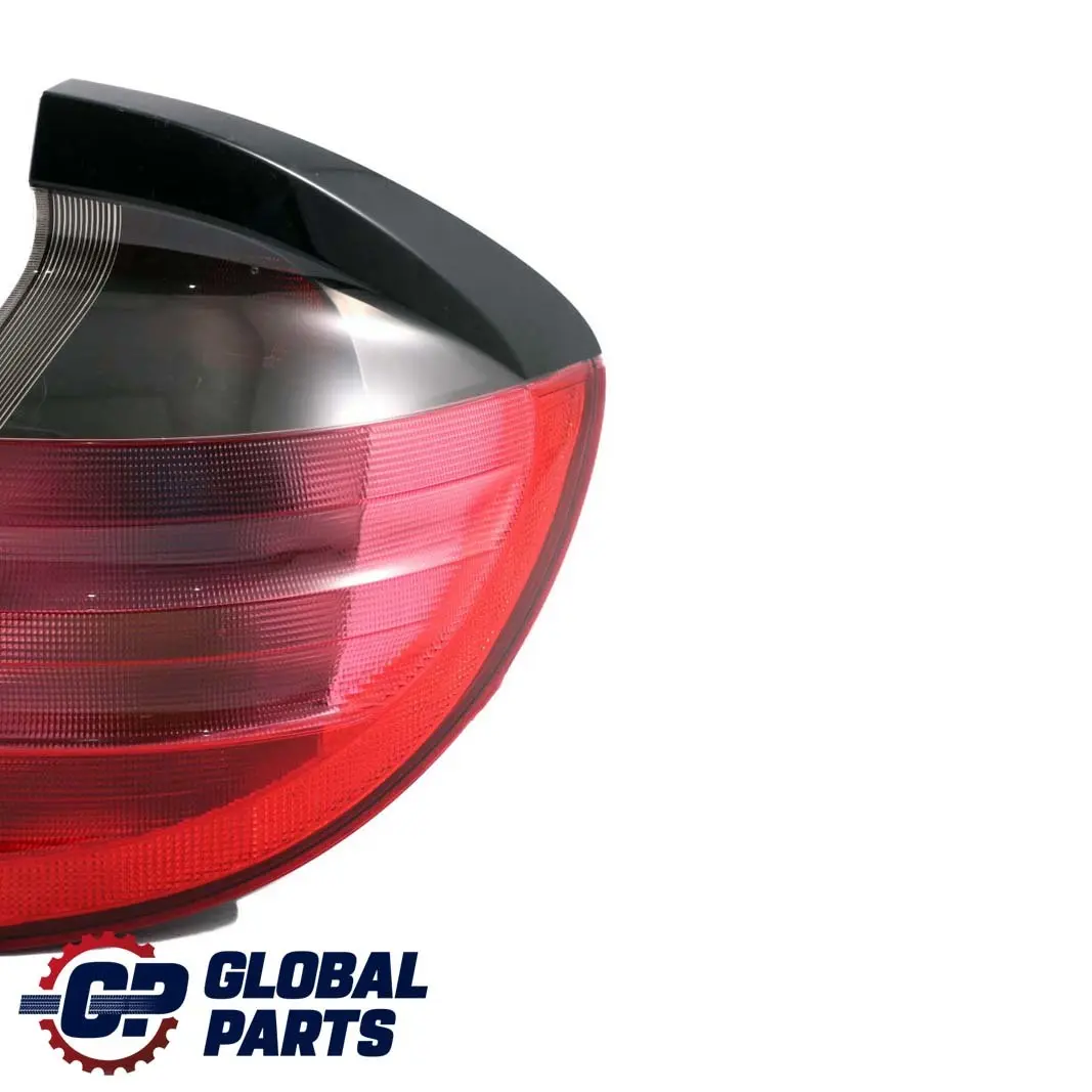  Mercedes-Benz CLC-Class CL203 Luz trasera derecha Panel lateral - SKU A2038200664 - Número de pieza A2038200664