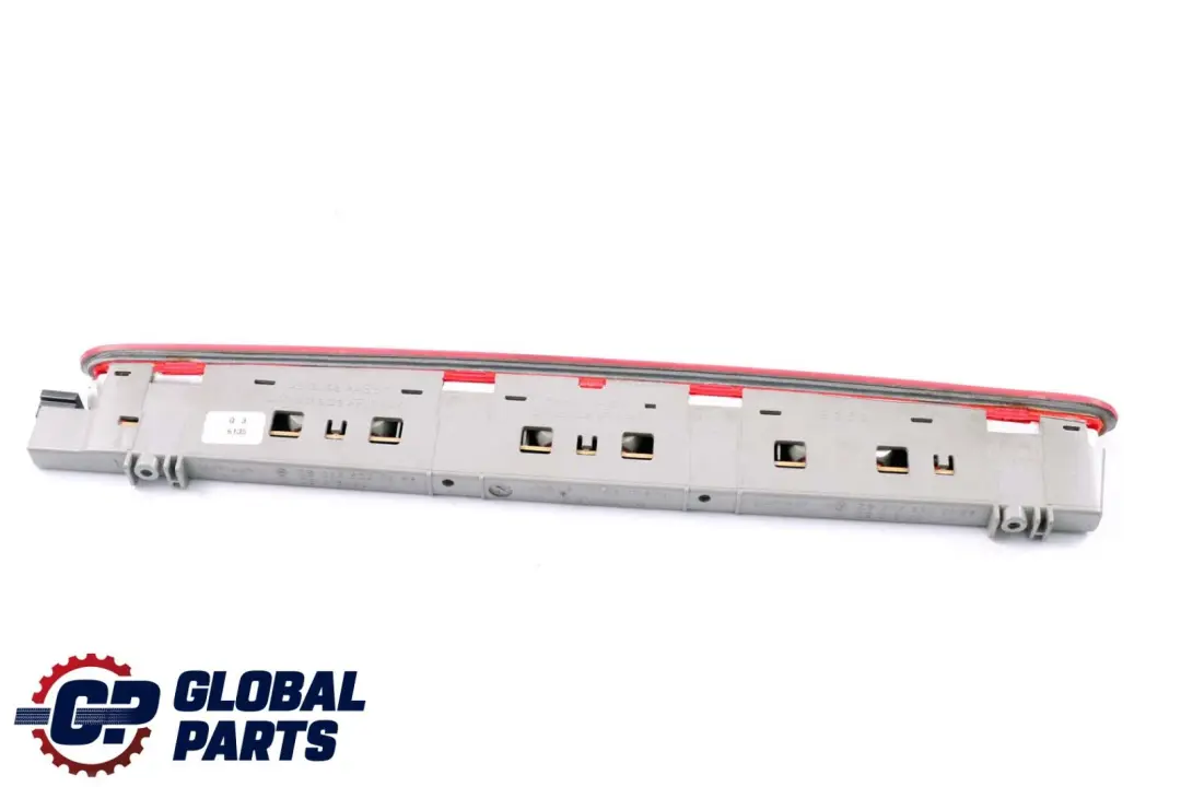 Tercera luz de freno trasera adicional Luz de freno para Mercedes W203 con número de pieza A2038201456 Mercedes W203 Tercera luz de freno trasera adicional Luz de freno - SKU A2038201456 - Número de pieza A2038201456
