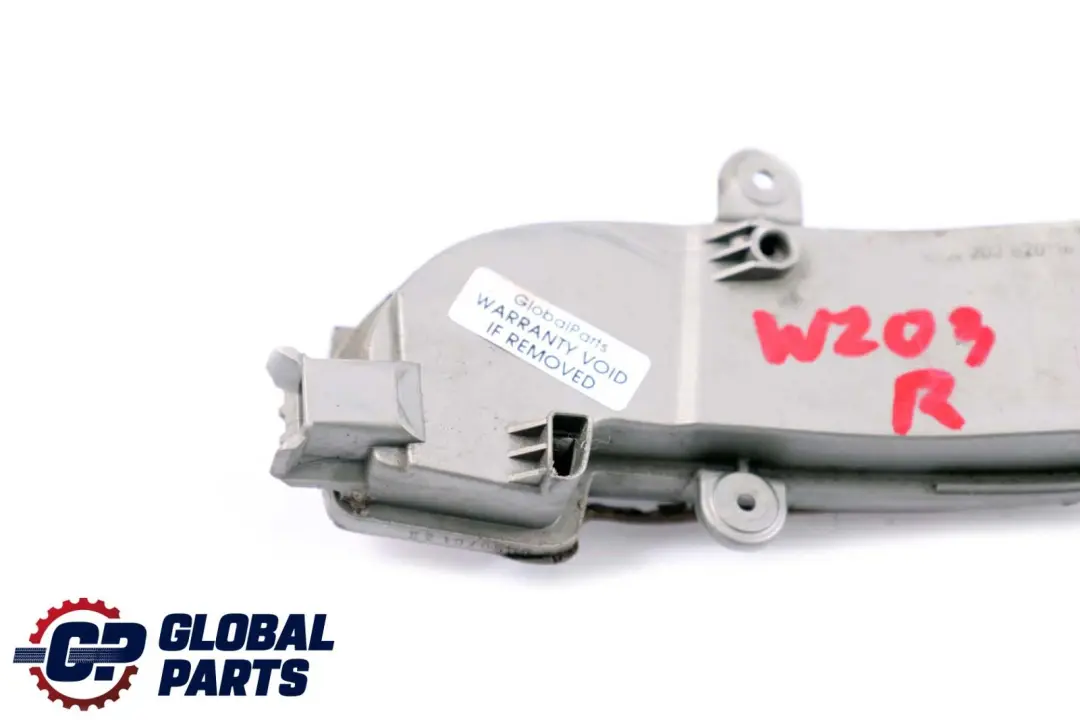 Specchietto retrovisore lampeggiante destro per Mercedes W203 con numero di parte A2038201621 Mercedes W203 Specchietto retrovisore lampeggiante destro - SKU A2038201621 - Numero di parte A2038201621