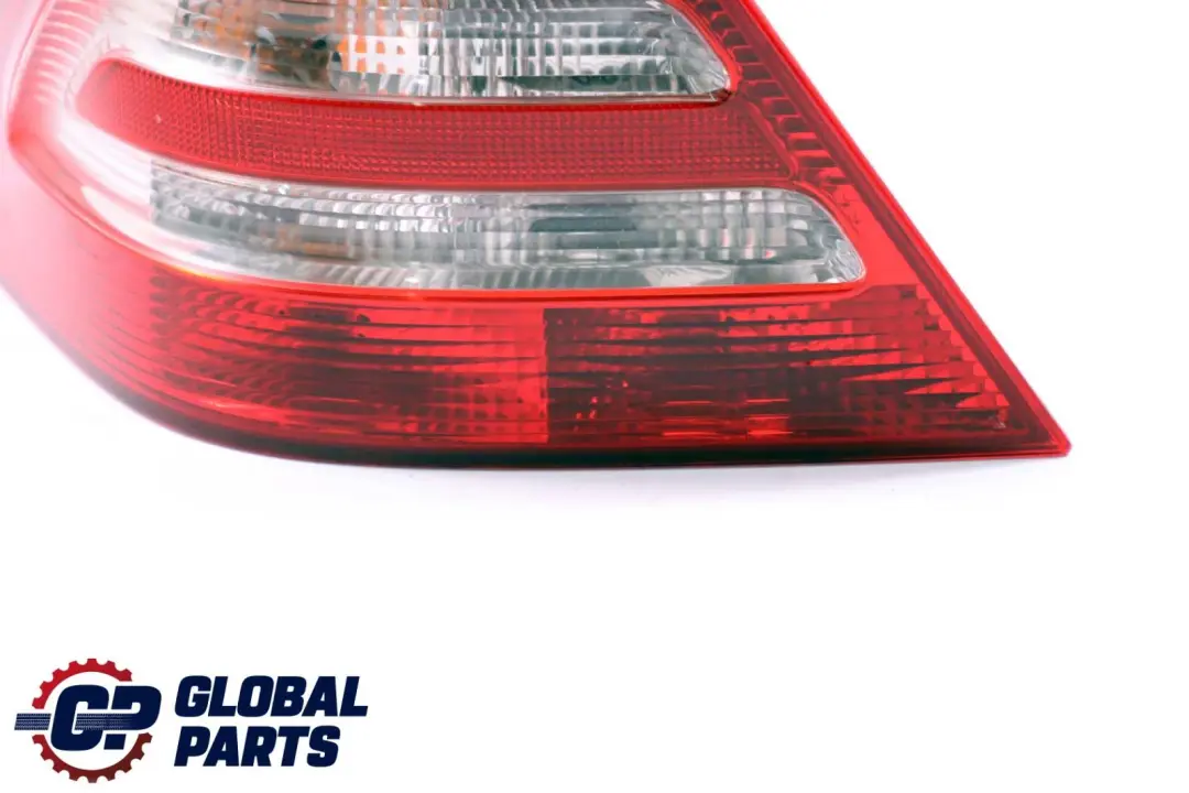 Classe C W203 Fanale posteriore sinistro Fanale laterale per Mercedes con numero di parte A2038201964 Mercedes Classe C W203 Fanale posteriore sinistro Fanale laterale - SKU A2038201964 - Numero di parte A2038201964