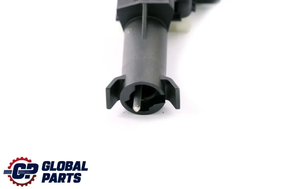 Mercedes A W169 Motor del Actuador Liberación Aleta de Combustible - SKU A2038201997-1 - Número de pieza A2038201997