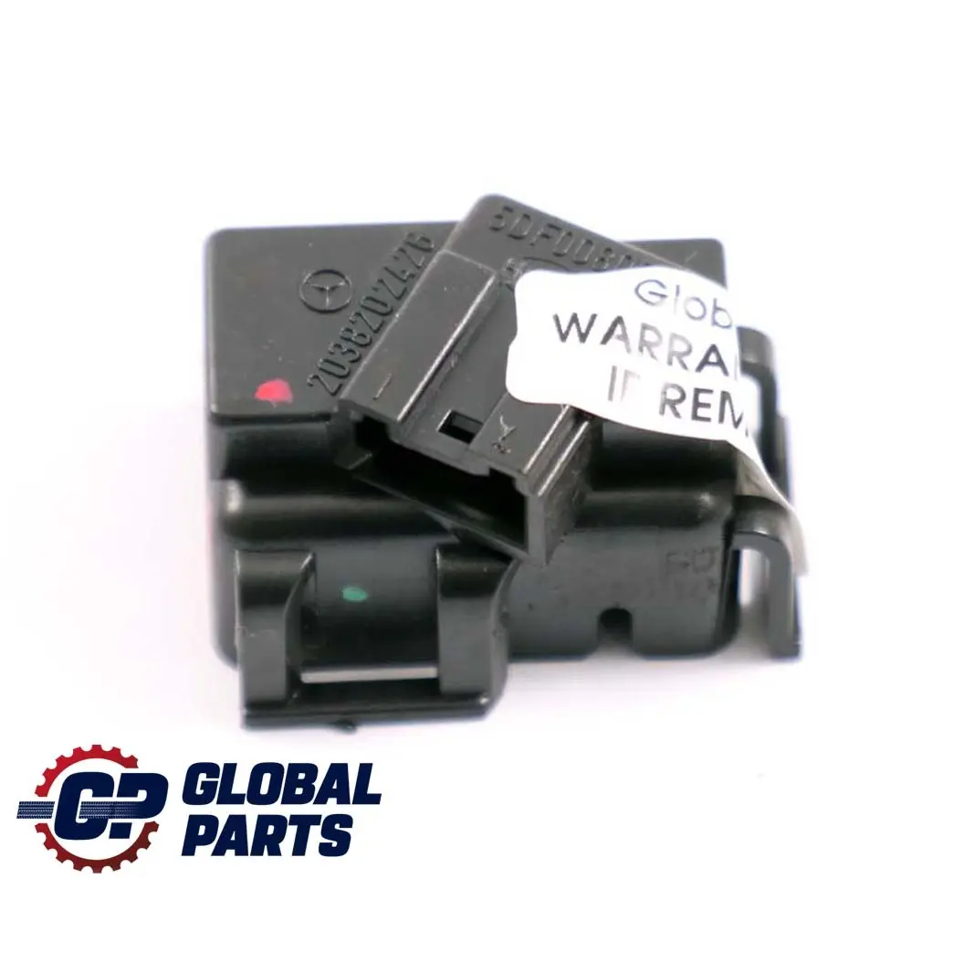 Capteur de lumière de pluie pour pare-brise pour Mercedes C W203 à propos du numéro de pièce A2038202426 Mercedes C W203 Capteur de lumière de pluie pour pare-brise - SKU A2038202426 - Numéro de pièce A2038202426