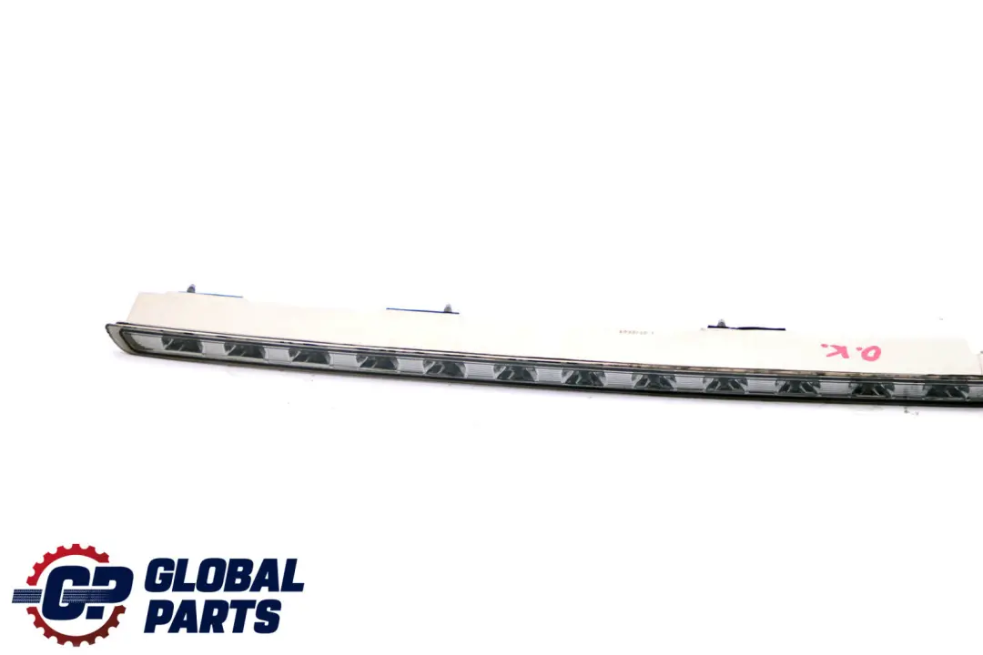 Troisième feu freinage supplémentaire haut niveau pour Mercedes CLC CL203 à propos du numéro de pièce A2038203456 Mercedes CLC CL203 Troisième feu freinage supplémentaire haut niveau - SKU A2038203456 - Numéro de pièce A2038203456