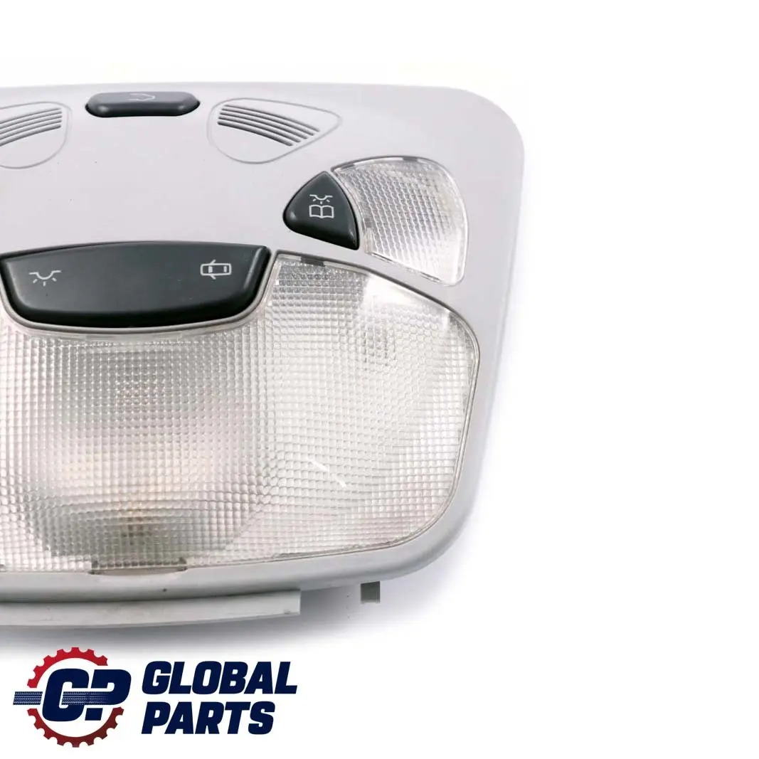 Lampa Lampka Podusfitki Oświetlenie Kabiny do Mercedes W203 o numerze A2038204601 Mercedes W203 Lampa Lampka Podusfitki Oświetlenie Kabiny - SKU A2038204601 - Numer Części A2038204601