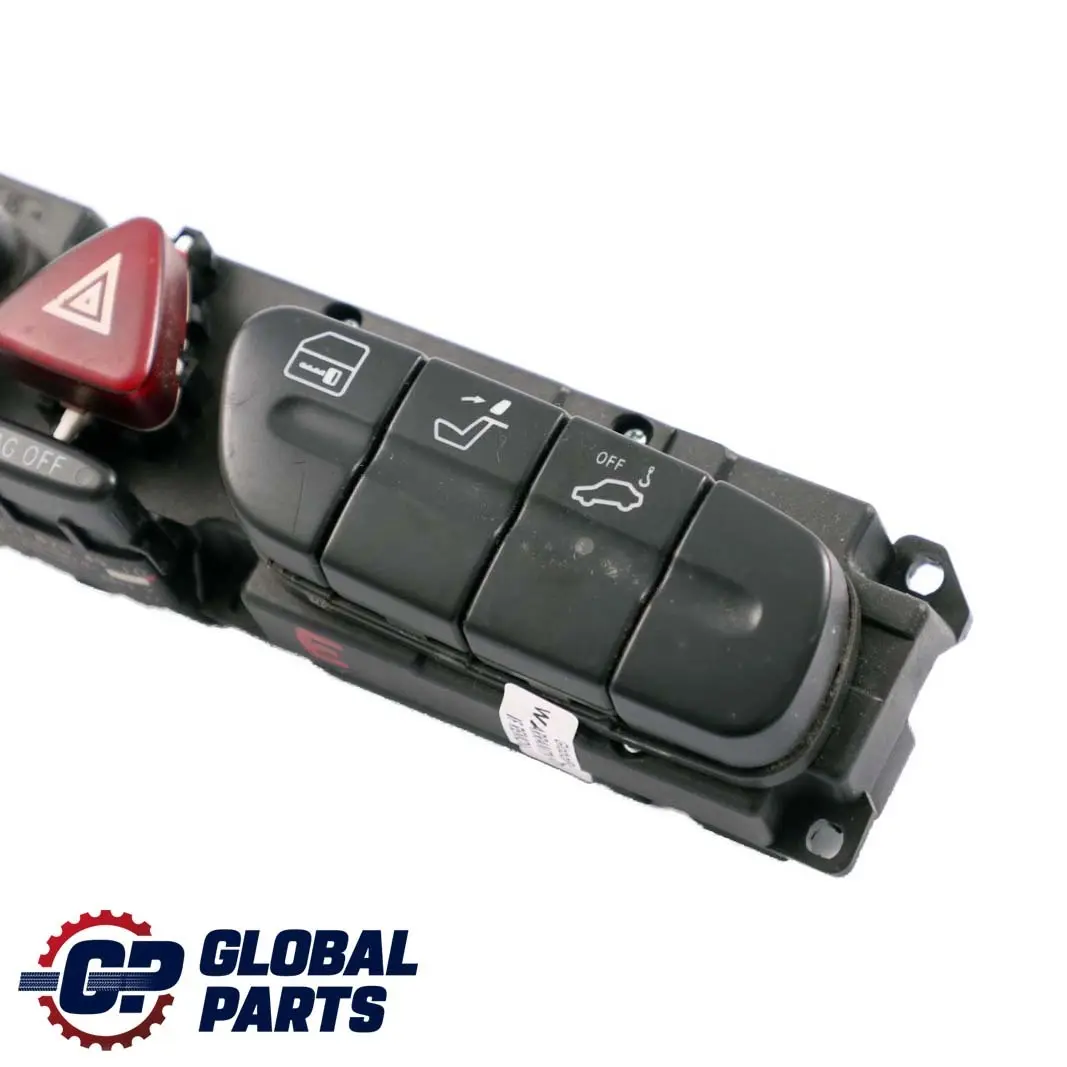 Central De Interruptores De Control De Peligro ESP para Mercedes W203 con número de pieza A2038204910 Mercedes W203 Central De Interruptores De Control De Peligro ESP - SKU A2038204910 - Número de pieza A2038204910