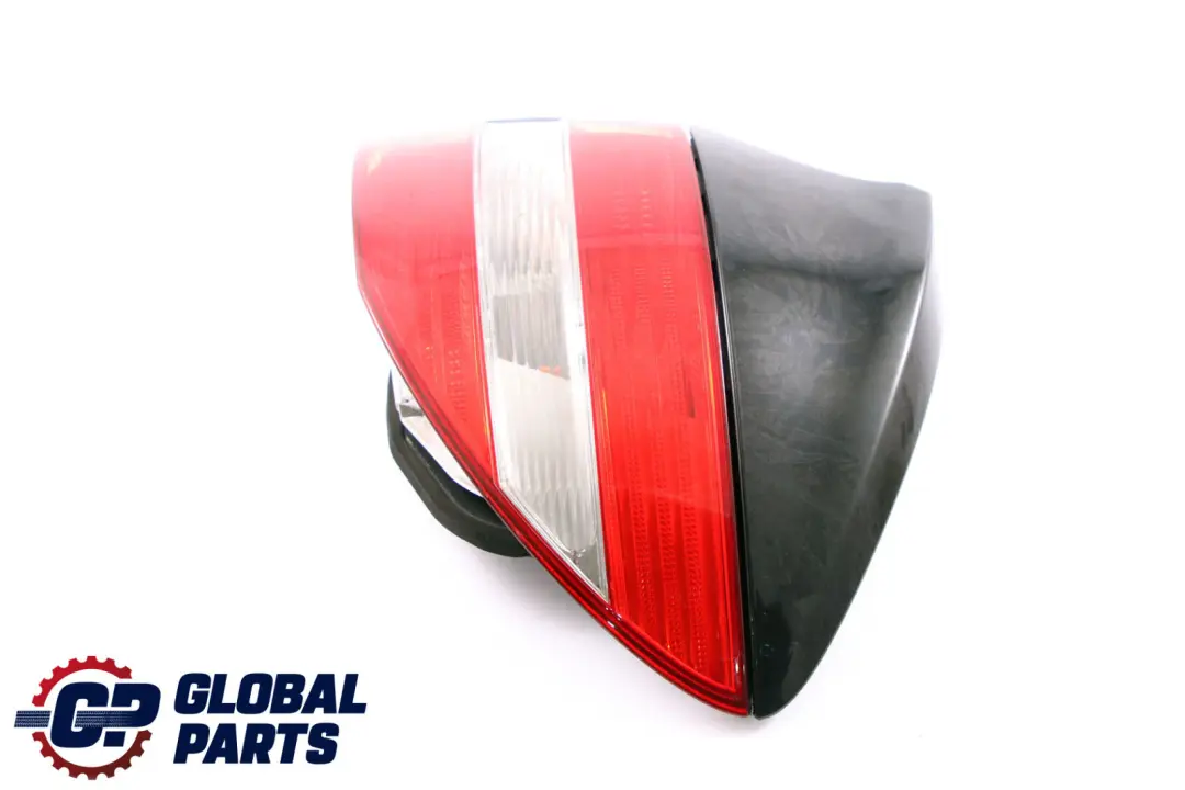 Rücklicht Hinten Rechts Seite Lampe für Mercedes CL203 mit Teilenummer A2038205264 Mercedes CL203 Rücklicht Hinten Rechts Seite Lampe - SKU A2038205264 - Teilenummer A2038205264