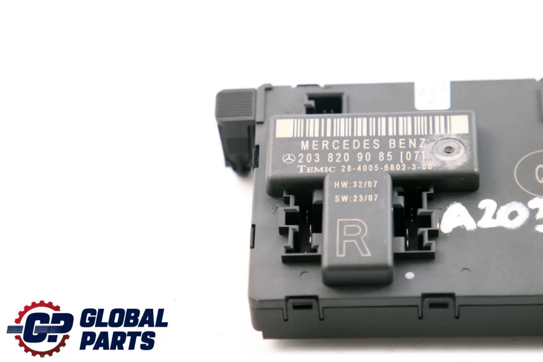 Mercedes-Benz CLC CL203 Modulo di controllo porta anteriore destra per con numero di parte A2038209085 Mercedes-Benz CLC CL203 Modulo di controllo porta anteriore destra - SKU A2038209285 - Numero di parte A2038209085