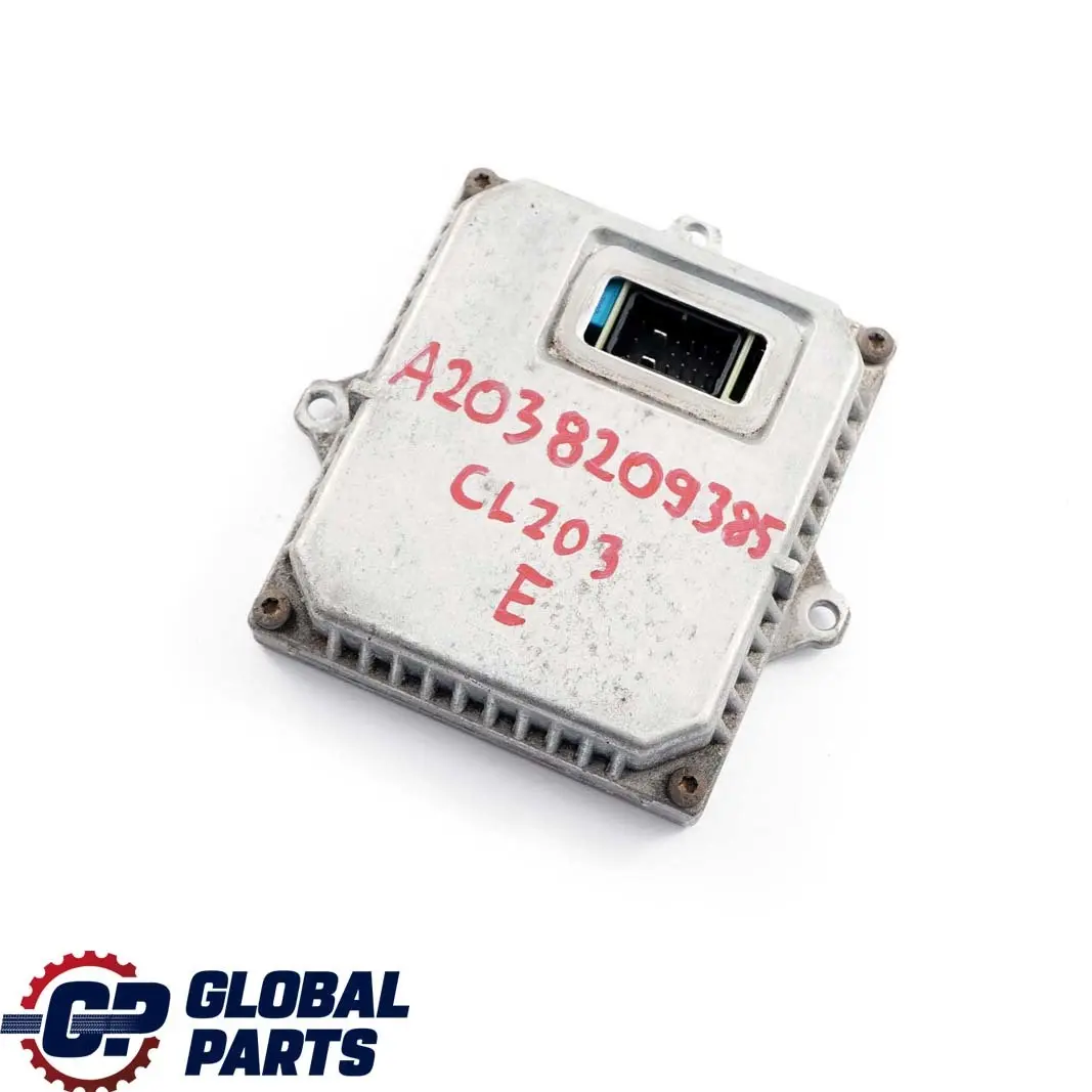 Module Commande Ballast Phare Bi-Xénon pour Mercedes CL203 C209 à propos du numéro de pièce A2038209385 Mercedes CL203 C209 Module Commande Ballast Phare Bi-Xénon - SKU A2038209385 - Numéro de pièce A2038209385