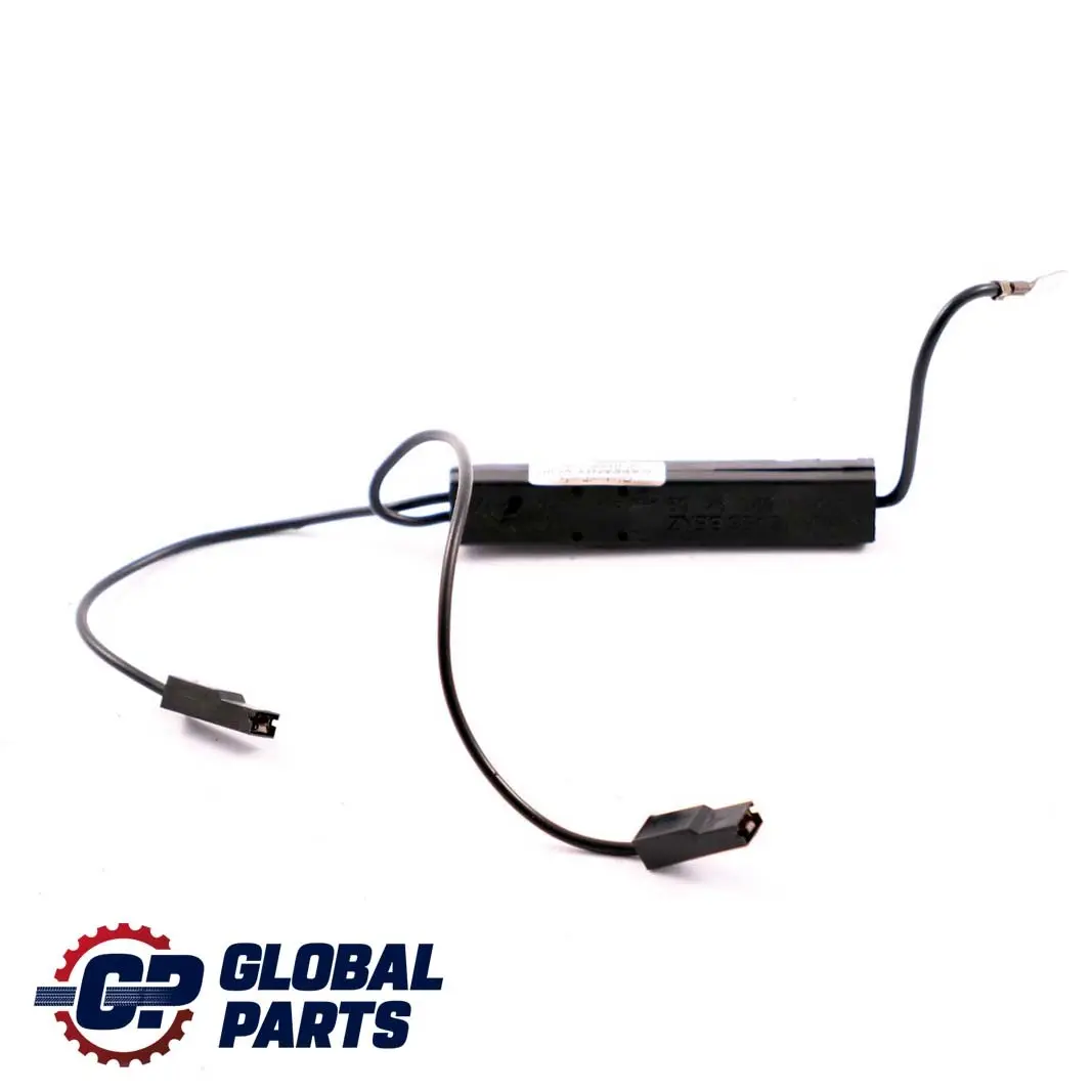 Antenna Amplifier Radio Right O/S to Mercedes CLK W203 W209 with Part number A2038209489 Mercedes CLK W203 W209 Antenna Amplifier Radio Right O/S - SKU A2038209489 - Part number A2038209489