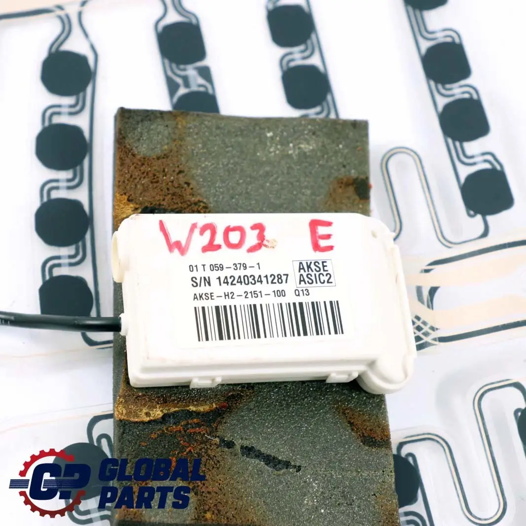 Mercedes Classe C W203 Capteur d'occupation du siège conducteur Mat - SKU A2038216351 - Numéro de pièce A2038216351