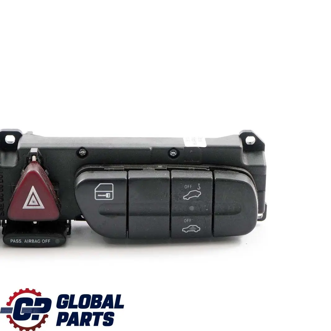 Mercedes-Benz CL203 Central Hazard Control Panel Interruptor ESP para con número de pieza A2038218979 Mercedes-Benz CL203 Central Hazard Control Panel Interruptor ESP - SKU A2038218979 - Número de pieza A2038218979