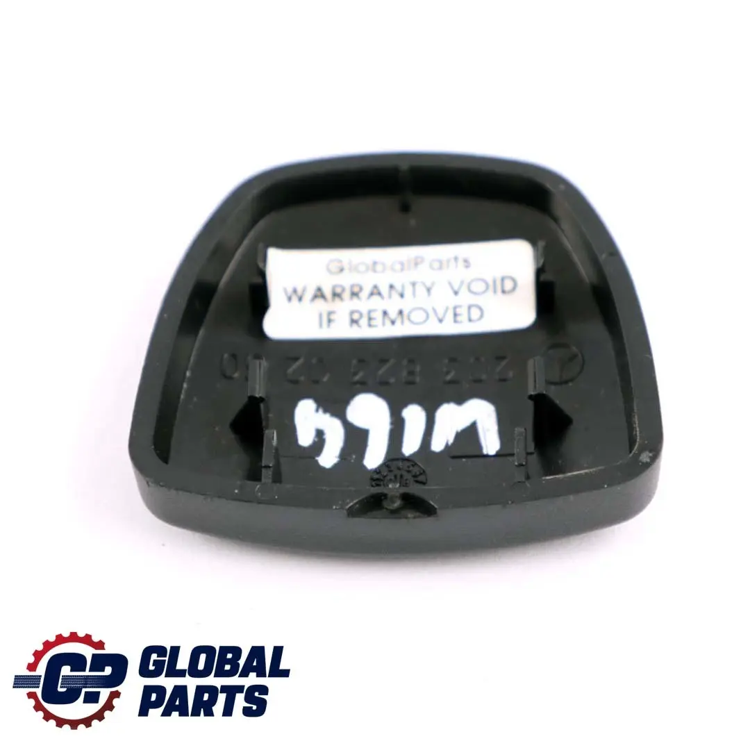 Conector Tapa Placa Apoyabrazos para Mercedes W164 con número de pieza A2038230230 Mercedes W164 Conector Tapa Placa Apoyabrazos - SKU A2038230230 - Número de pieza A2038230230
