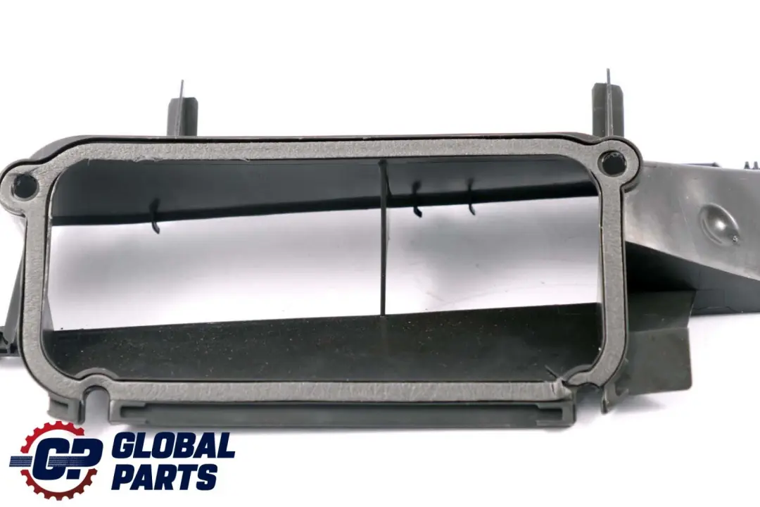 Alloggiamento anteriore ingresso filtro aria per Mercedes CLK W203 C209 con numero di parte A1698310244 Mercedes CLK W203 C209 Alloggiamento anteriore ingresso filtro aria - SKU A2038303303 - Numero di parte A1698310244