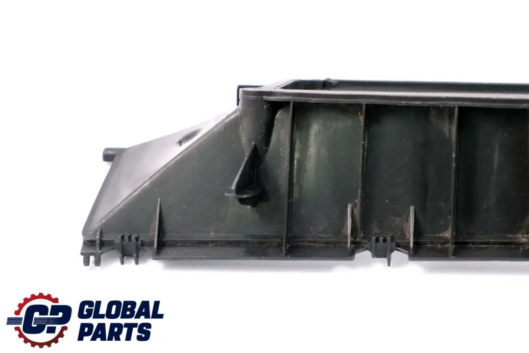 Filtre A Air Carenage Capot pour Mercedes CLK W203 C209 à propos du numéro de pièce A1698310244 Mercedes CLK W203 C209 Filtre A Air Carenage Capot - SKU A2038303303 - Numéro de pièce A1698310244