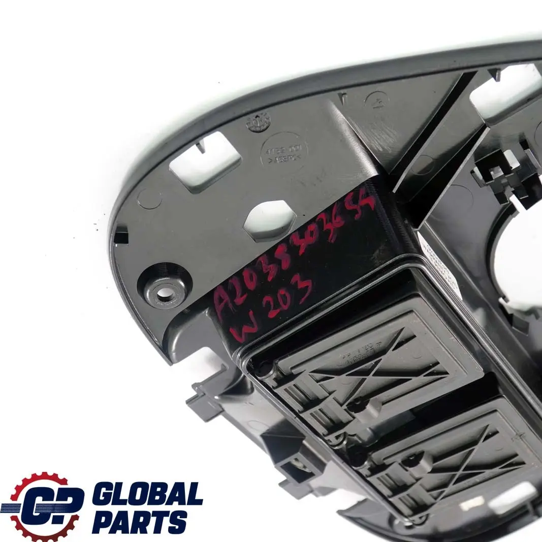 Mercedes-Benz W203 Dashboard Ugello Aria Supporto Alpaca Grigio per con numero di parte A2038303654 Mercedes-Benz W203 Dashboard Ugello Aria Supporto Alpaca Grigio - SKU A2038303654 - Numero di parte A2038303654