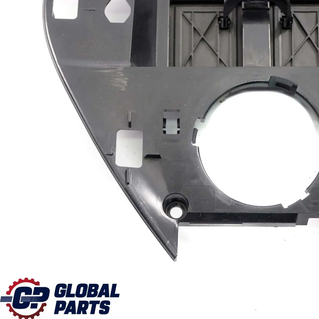 Mercedes-Benz W203 Dashboard Ugello Aria Supporto Alpaca Grigio per con numero di parte A2038303654 Mercedes-Benz W203 Dashboard Ugello Aria Supporto Alpaca Grigio - SKU A2038303654 - Numero di parte A2038303654