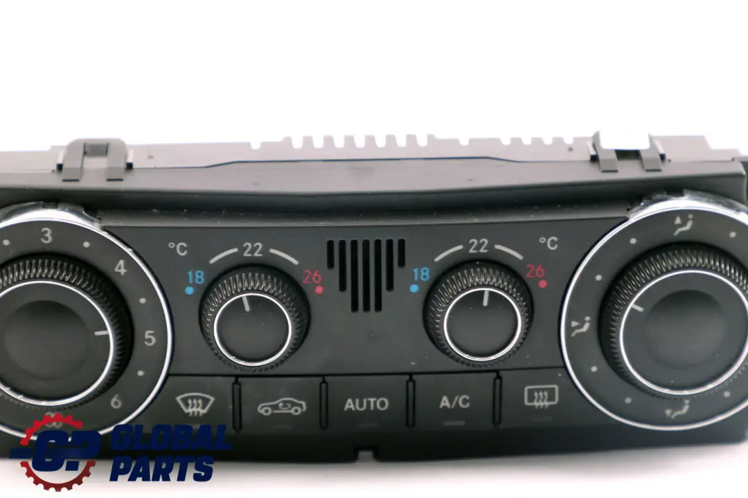 Mercedes W203 C209 Unità Controllo Climatizzatore Pannello A2038304085 - SKU A2038304185 - Numero di parte A2038304185