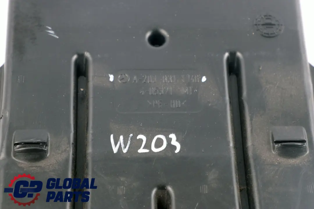 Mercedes CL203 W203 Guia del Conducto De Aire Calentador Soplador - SKU A2038311146 - Número de pieza A2038311146