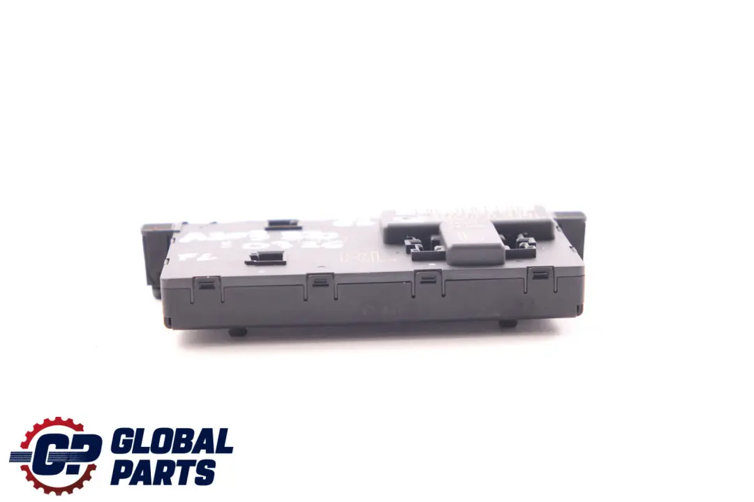 Mercedes CLC CL203 Unidad Modulo Control Puerta Delantera Izquierda A2038700126 - SKU A2038700326 - Número de pieza A2038700326