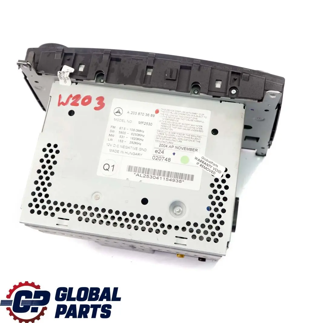 Mercedes-Benz C W203 CD Spieler Autoradio Multimedia Audio 20 für mit Teilenummer A2038703689 Mercedes-Benz C W203 CD Spieler Autoradio Multimedia Audio 20 - SKU A2038703689 - Teilenummer A2038703689