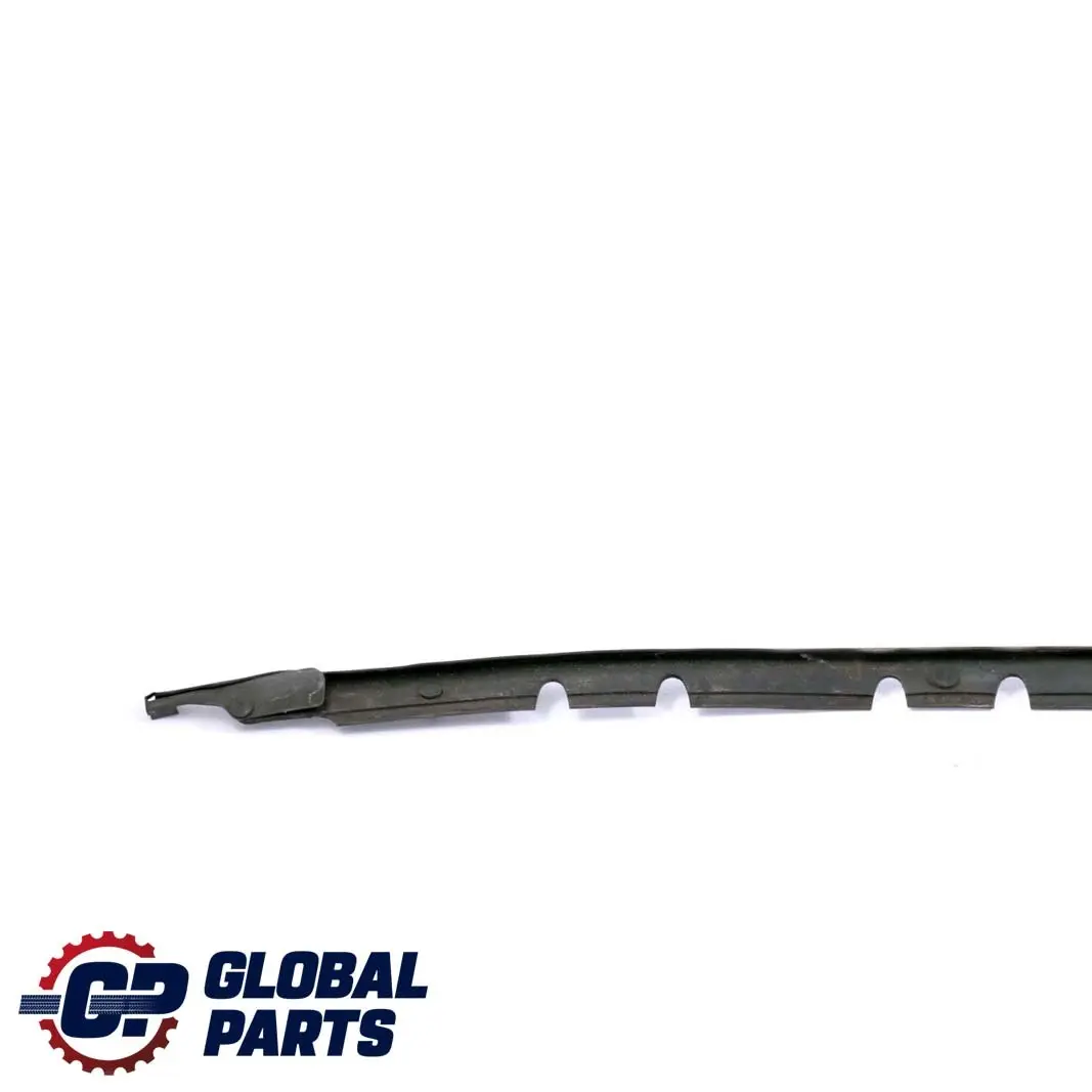 Mercedes-Benz C-Class W203 Front Right O/S Wing Panel Fender Rubber Seal Gasket to with Part number A2038800097 Mercedes-Benz C-Class W203 Front Right O/S Wing Panel Fender Rubber Seal Gasket - SKU A2038800097 - Part number A2038800097