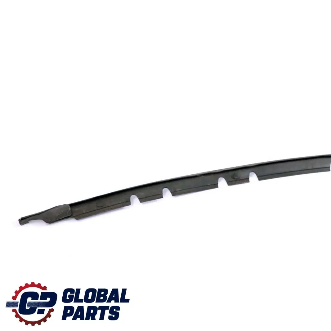 Mercedes-Benz C-Class W203 Front Right O/S Wing Panel Fender Rubber Seal Gasket to with Part number A2038800097 Mercedes-Benz C-Class W203 Front Right O/S Wing Panel Fender Rubber Seal Gasket - SKU A2038800097 - Part number A2038800097