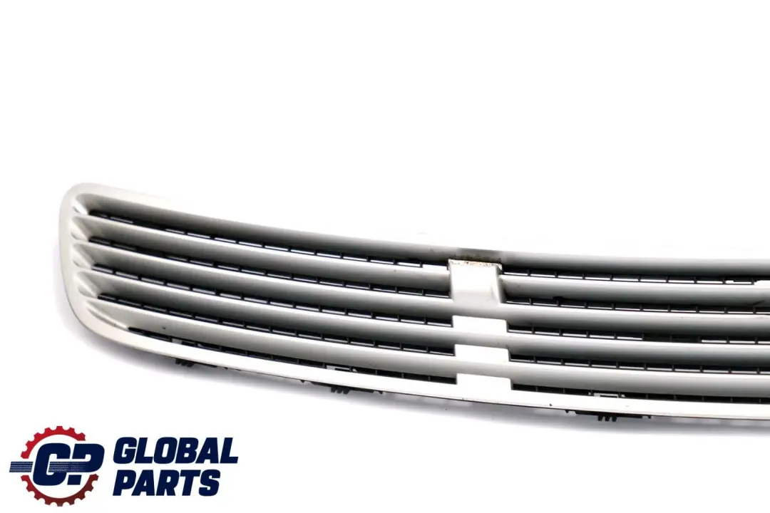 Coperchio Mercedes CLK W203 C209 Griglia Anteriore Argento Brillante per con numero di parte A2038800205 Coperchio Mercedes CLK W203 C209 Griglia Anteriore Argento Brillante - SKU A2038800205-BS - Numero di parte A2038800205