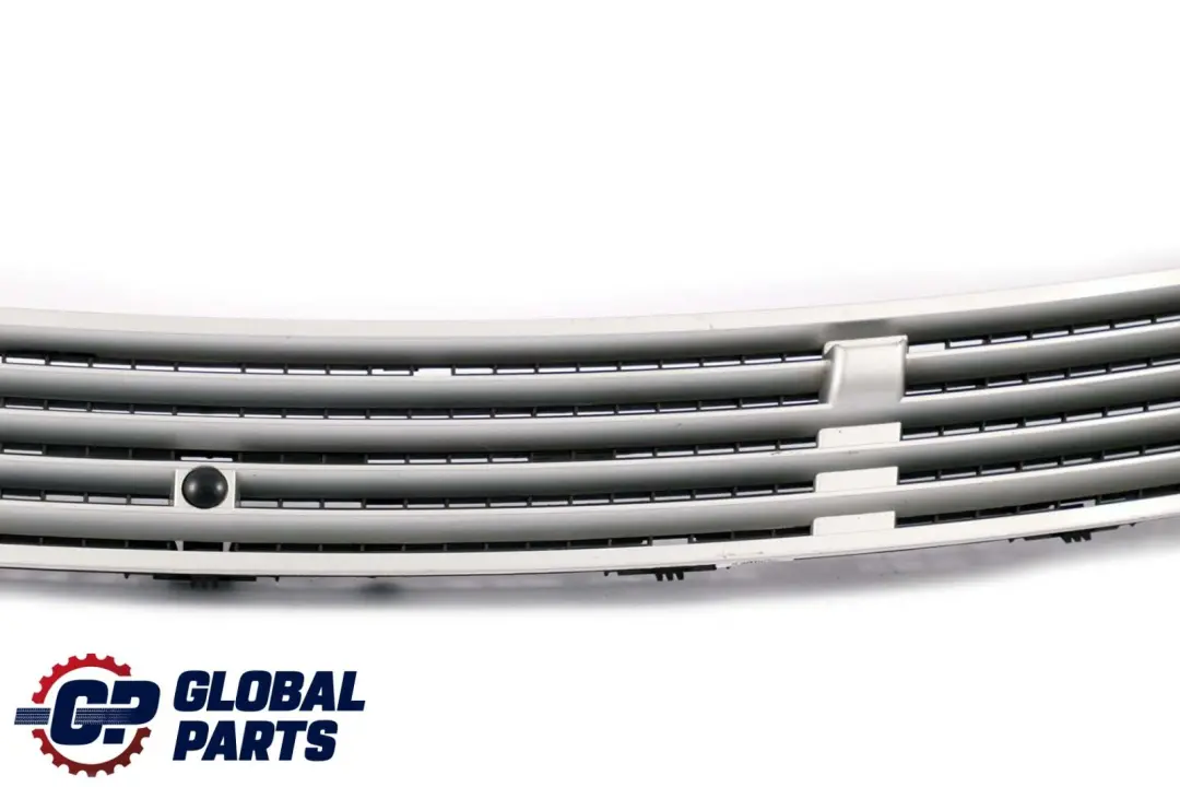 Tapa Capó Mercedes CLK W203 C209 Parrilla Delantera Plata Brillante para con número de pieza A2038800205 Tapa Capó Mercedes CLK W203 C209 Parrilla Delantera Plata Brillante - SKU A2038800205-BS - Número de pieza A2038800205