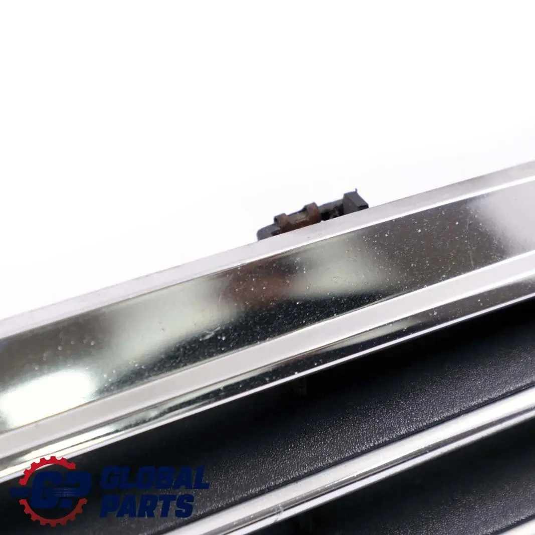  Mercedes-Benz Classe C W203 Couvre-radiateur Grille avant chromée - SKU A2038800223 - Numéro de pièce A2038800223