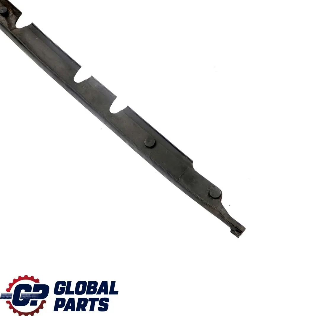  Mercedes-Benz C-Klasse W203 Seitenwand Kotflügel Gummi Dichtung Vorne Rechts - SKU A2038800297 - Teilenummer A2038800297