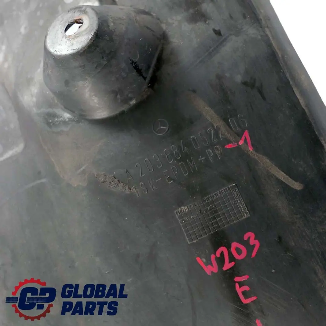 Nadkole Osłona Lewy Przód do Mercedes W203 o numerze A2038840522 Mercedes W203 Nadkole Osłona Lewy Przód - SKU A2038840522-1 - Numer Części A2038840522