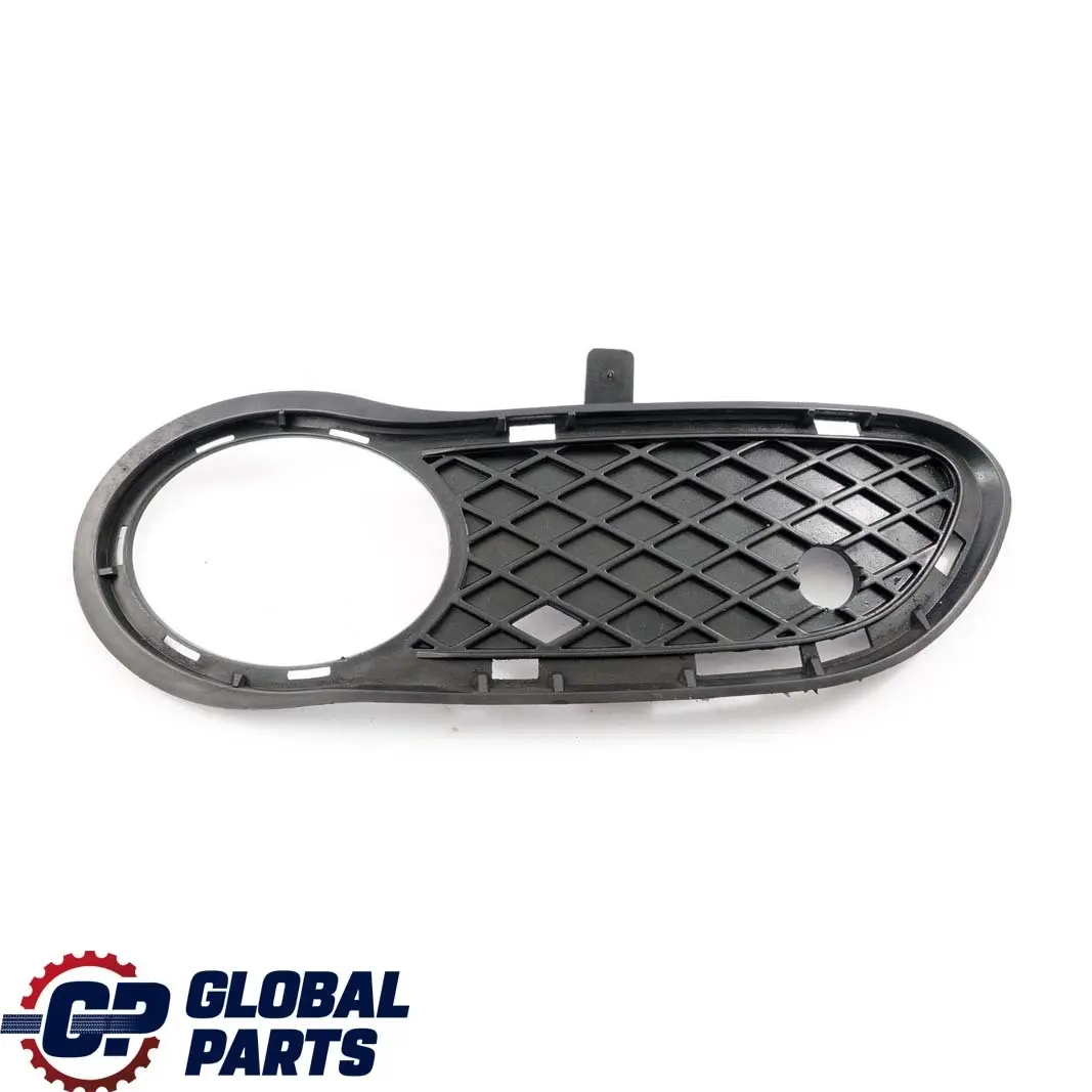 SportCoupe Paraurti anteriore sinistro N/S Griglia inferiore per Mercedes CL203 W203 con numero di parte A2038850923 Mercedes CL203 W203 SportCoupe Paraurti anteriore sinistro N/S Griglia inferiore - SKU A2038850923 - Numero di parte A2038850923